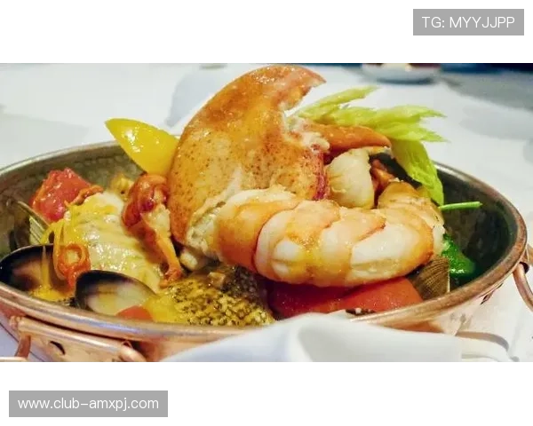 葡京中文站介绍澳门最受欢迎的娱乐场所和特色美食推荐攻略